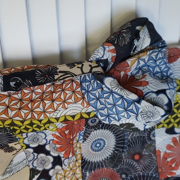 Desigual Dark Floral Abstract Print Sheer Button Front Tunic Blouse, Siz… - Picture 6 of 11